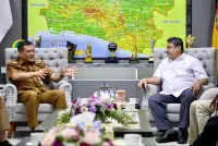 Gubernur Luthfi Perkuat Perlindungan Buruh Jateng dari PHK hingga Kesejahteraan