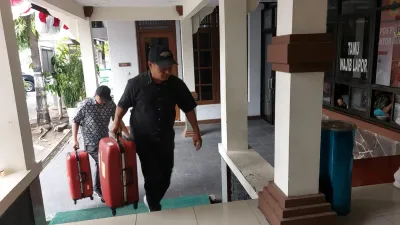 Giliran Kantor Bupati Pemalang Digeledah KPK