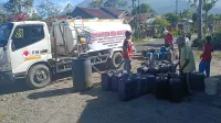 Dilanda Kekeringan, PMI Pemalang Kirim Ribuan Liter Air Bersih ke Belik