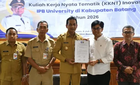 Mahasiswa IPB University KKN Tematik Inovasi di Batang