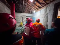 Tercebur ke Sumur 15 Meter, Nenek di Tegal Berhasil Dievakuasi Selamat