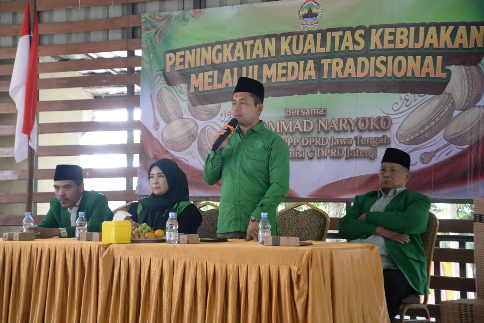 Sekretaris DPW PPP Provinsi Jawa Tengah, Muhamad Naryoko memberi pengarahan saat Musancab PAC PPP Kecamatan se-Kabupaten Tegal di Kantor DPC PPP di Jalan Gajah Mada Slawi, Sabtu 29 Agustus 2026. (Dok).