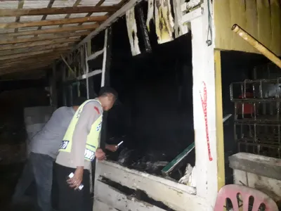 Rumah Warga di Sukorejo Kendal Ludes Terbakar Saat Pemilik Terlelap, Diduga Akibat Korsleting