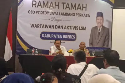Menyapa Wartawan dan Aktivis Brebes, Ini Pesan Bos Dedy Jaya Group