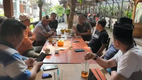 Desak Perbaikan Tata Niaga Telur MBG, Peternak Kendal Ancam Aksi Bagi Ayam Hidup