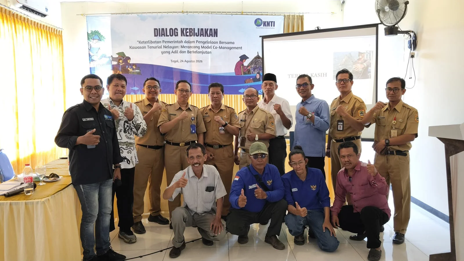 Sejumlah nelayan Pantura mengikuti Dialog Kebijakan yang digelar KNTI di Meeting Room Hotel Solaris, Desa Demangharjo, Kecamatan Warureja, Kabupaten Tegal, Senin 24 Agustus 2026. (Dok) 