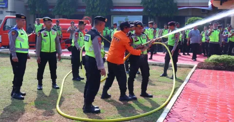 Polres Pekalongan Gandeng BPBD Latihan Penanganan Karhutla