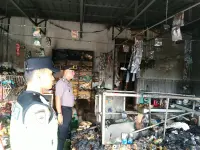 Ditinggal ke Pasar, Toko Milik Warga Wonopringgo Pekalongan Terbakar dan Rugi Rp 100 Juta