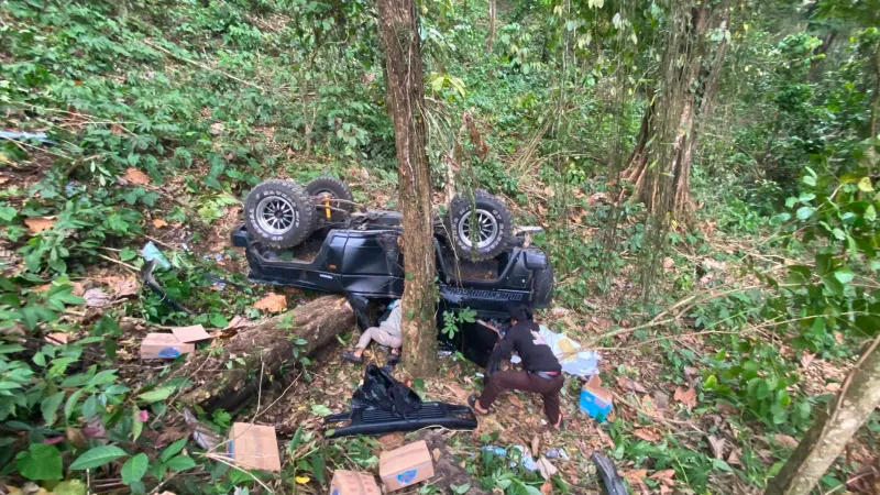 Mobil Terperosok ke Jurang di Perbatasan Karanganyar-Lebakbarang, Balita Meninggal Dunia dan Enam Korban Dirawat