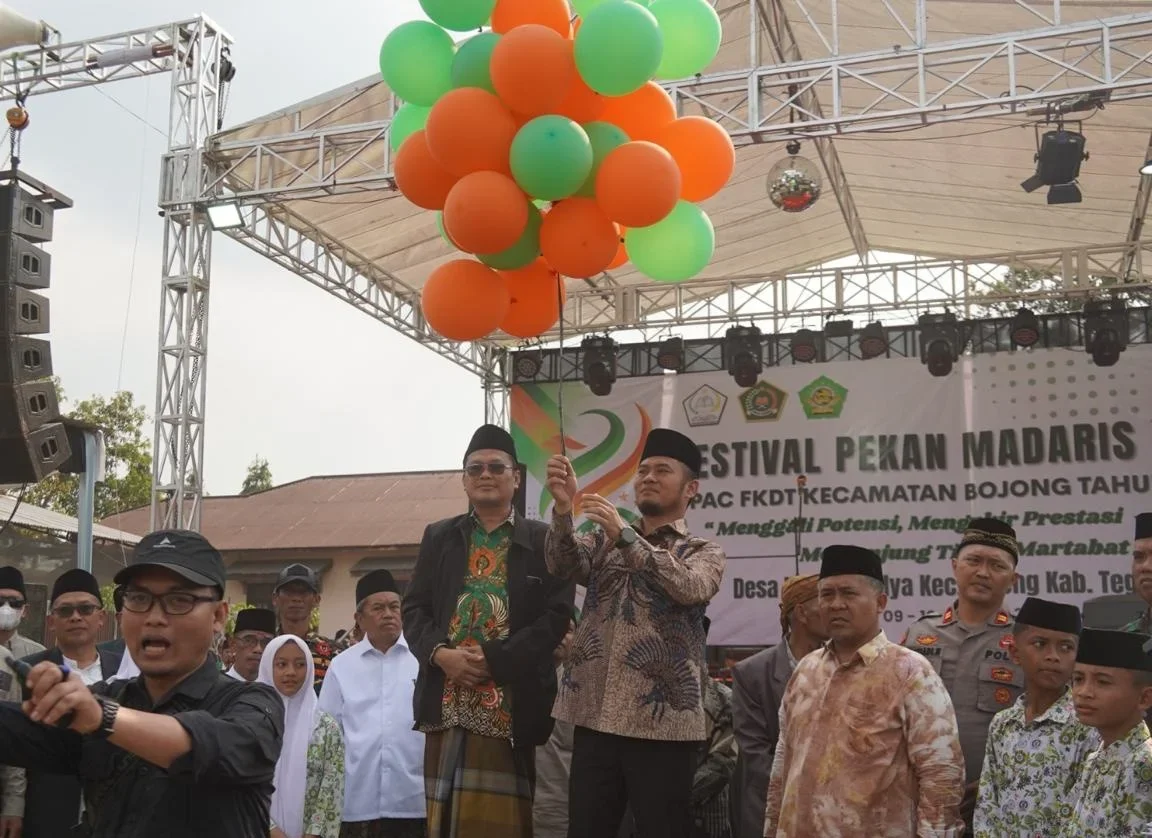 Buka Pekan Madaris XXVI, Bupati Tegal Tegaskan Madrasah Diniyah Mitra Strategis Bentuk Karakter Santri