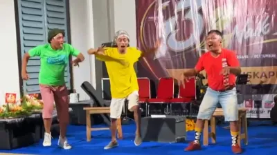 TeaterQi Suguhkan Fragmen Penuh Makna di HUT Puskapik