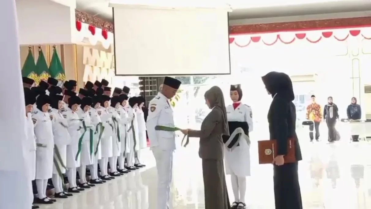 70 Paskibraka Kendal Siap Kibarkan Merah Putih di HUT ke-81 RI