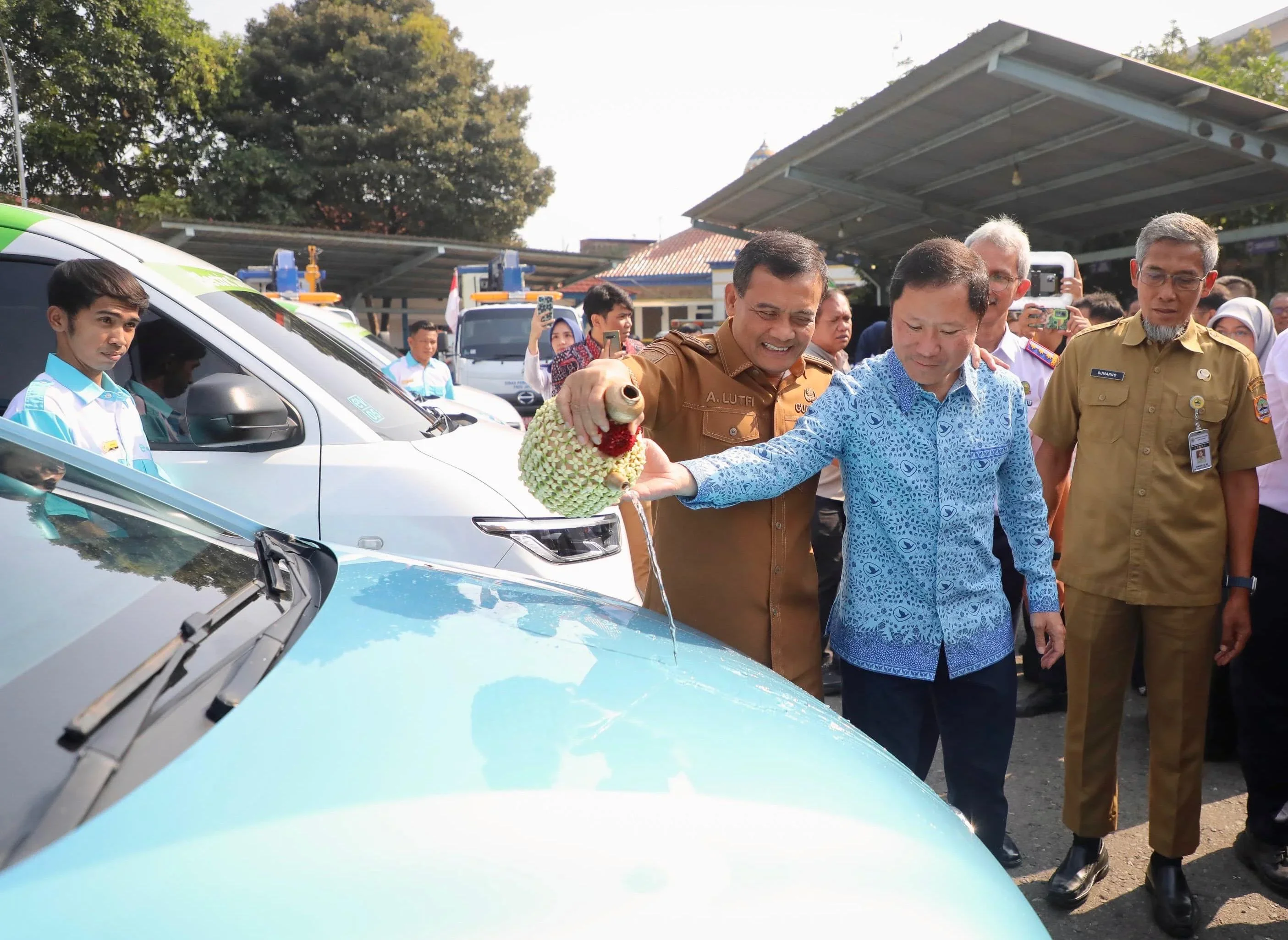 Jateng Mulai ke Era Transportasi Hijau, Taksi Listrik Mulai Mengaspal
