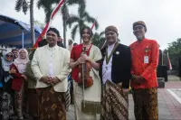 Suara Emas Cicit Keponakan WR Soepratman Memukau  di Hari Jadi ke-81 Jawa Tengah