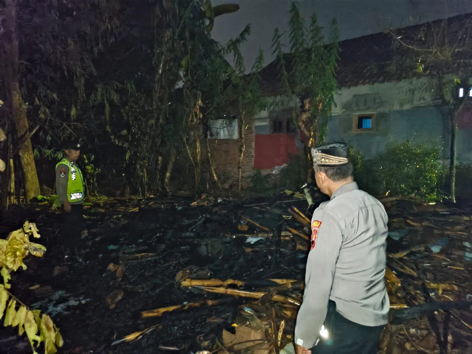 Dapur Rumah Lansia di Karangdadap Pekalongan Ludes Terbakar