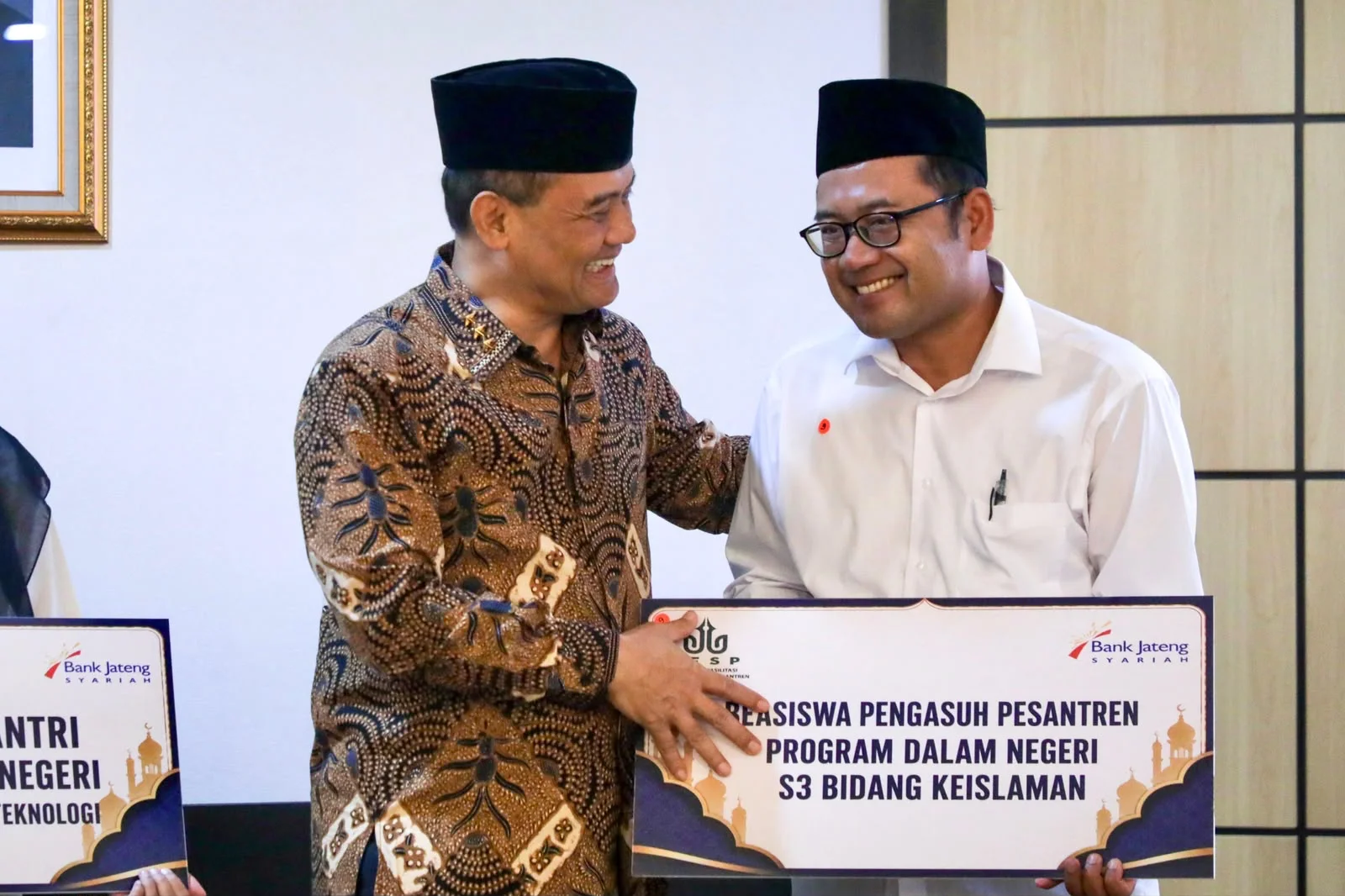 Beasiswa Pesantren Obah, Santri Jateng Dikirim ke Cina dan Mesir Pelajari Saint dan Teknologi