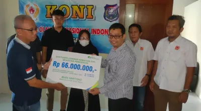 BPJS Ketenagakerjaan Serahkan Santunan dan Beasiswa untuk Keluarga Pengurus KONI Tegal
