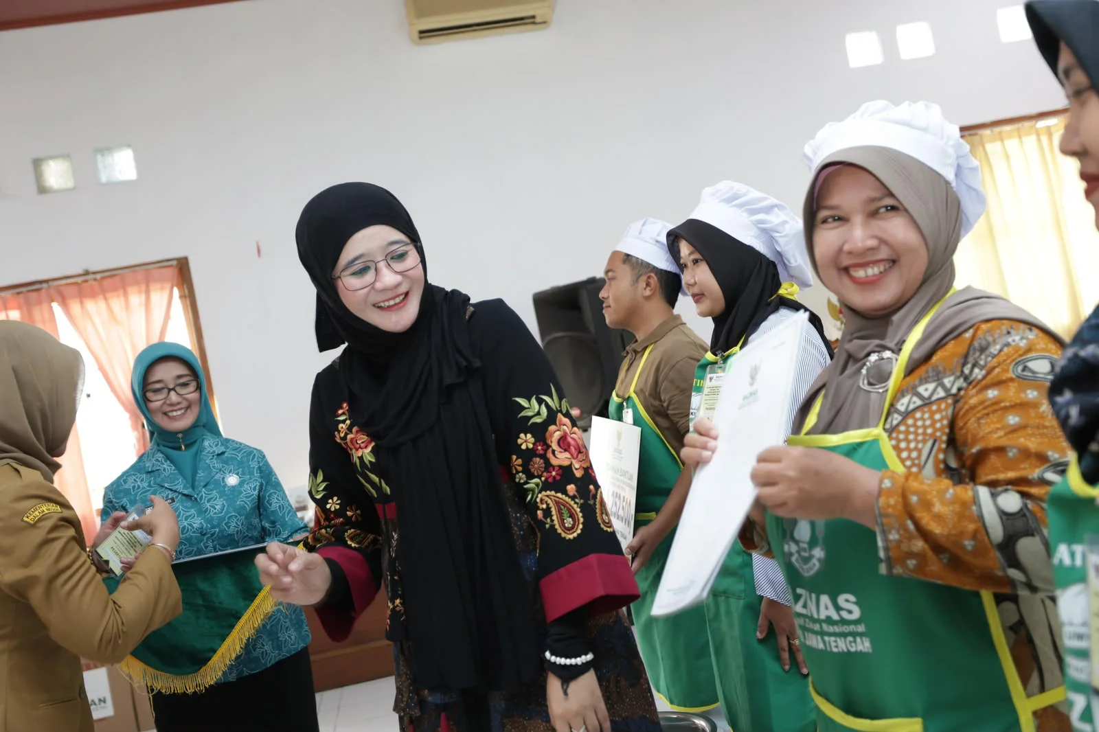 Bantu Entas Kemiskinan, PKK Jateng dan Baznas Adakan Pelatihan Usaha Produktif