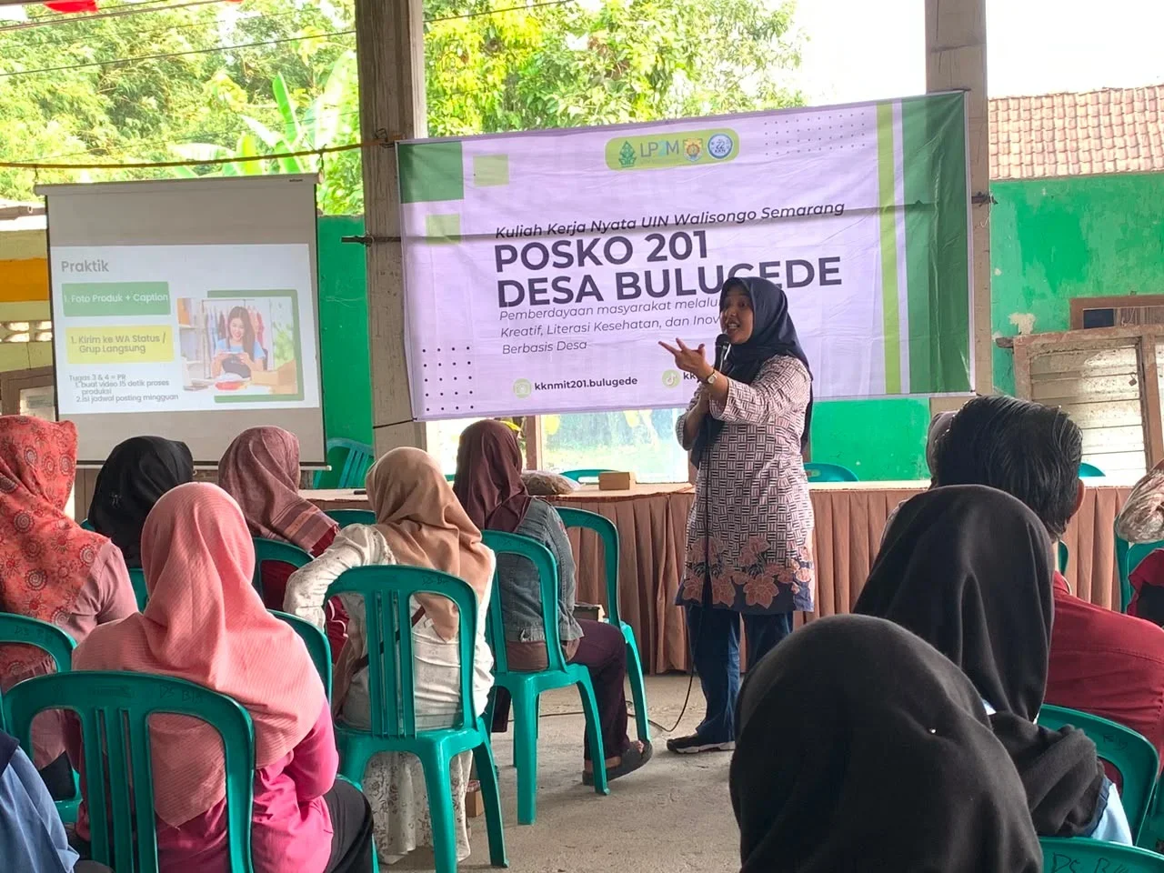 Go Digital! 66 UMKM di Desa Bulugede Patebon Kendal Dibekali Jurus Promosi Lewat Media Sosial