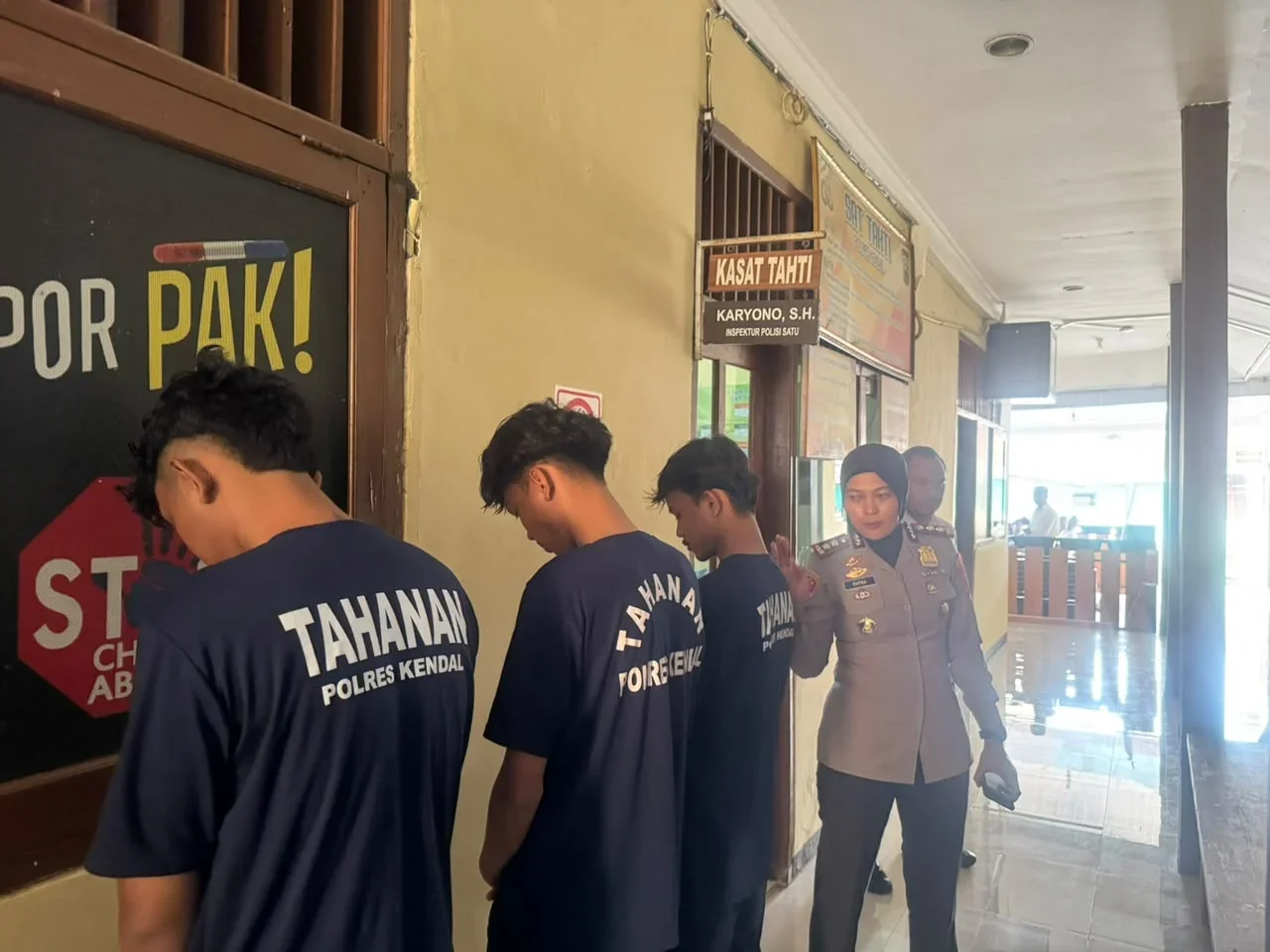 Sajam Panjang Disiapkan untuk Tawuran, Polisi Bongkar Gengster di Kendal