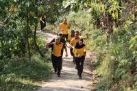 Hash Run 7 Kilometer, Polres Kendal Tanam Pohon dan Sapa Warga Limbangan