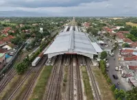 Stasiun Kroya Makin Ramai, Simpul Penting Perjalanan KA di Selatan Jawa