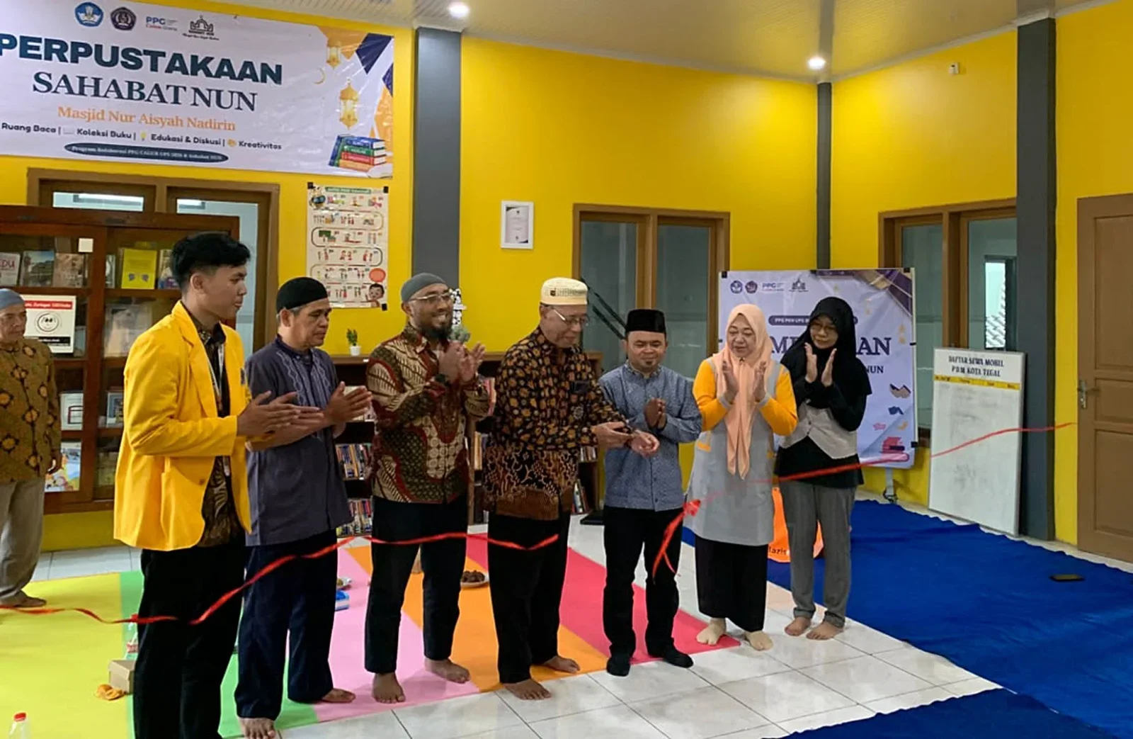 Tim PPG PPKn UPS Tegal, Rintis Pendirian Perpustakaan Masjid