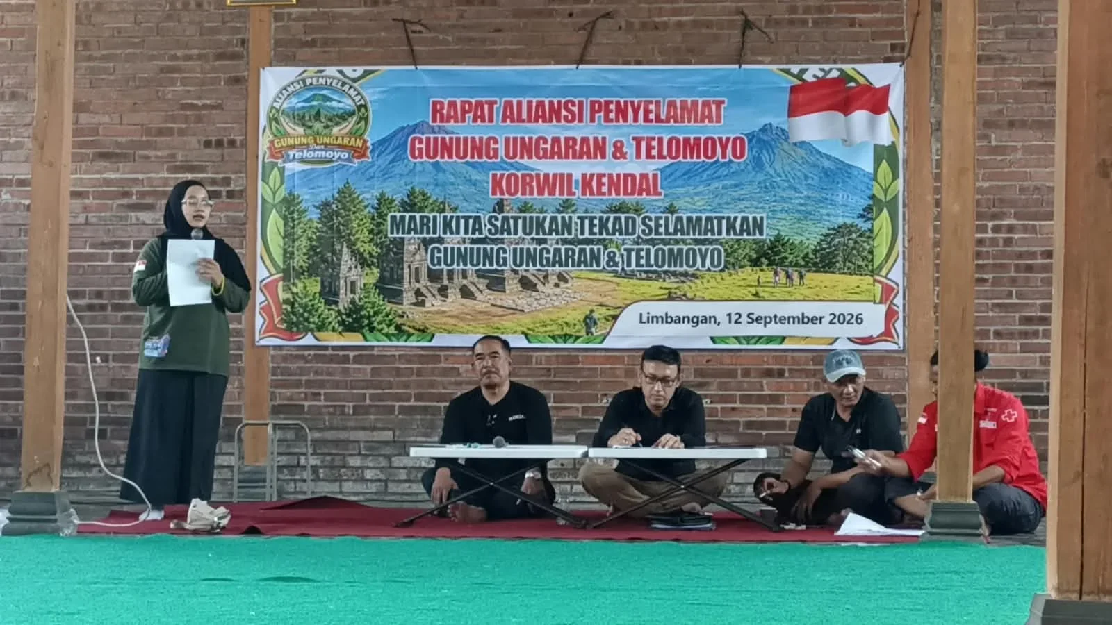 Rapat Aliansi Penyelamat Gunung Ungaran dan Telomoyo korwil Kendal di Limbangan.