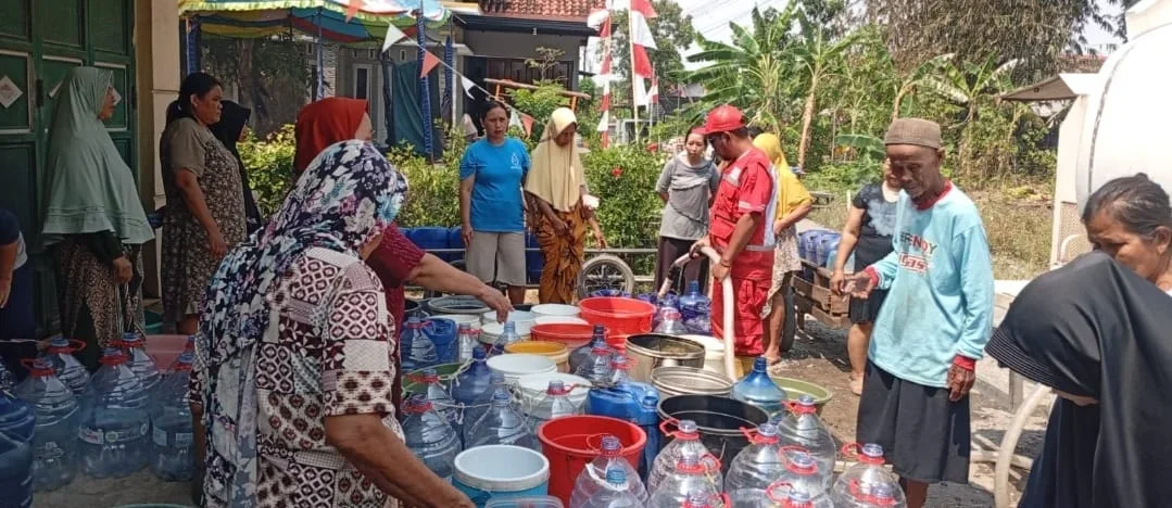 Kekeringan Meluas di 21 Desa, Kecamatan Suradadi Terima Dropping Air Bersih Terbanyak di Kabupaten Tegal