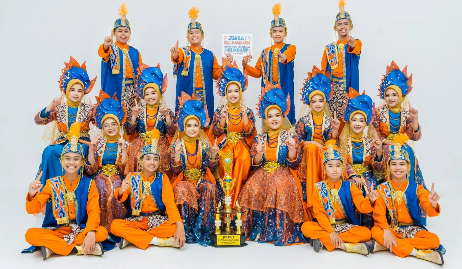 Tim rebana Shubanul Ahyar, SMP Negeri 2 Kota Tegal, meraih juara I cabang rebana dalam ajang MAPSI tingkat Kota Tegal 2026. Foto : istimewa