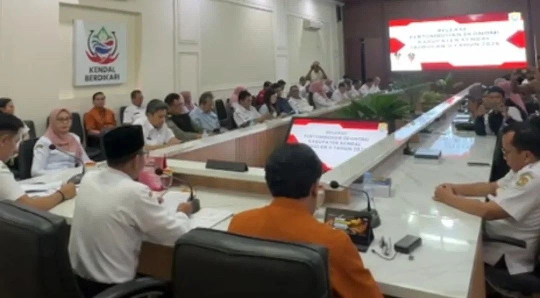 Rilis pertumbuhan ekonomi Triwulan II kabupaten Kendal dii Ruang Ngesti Widhi, Rabu (9/9/2026). (edhot)