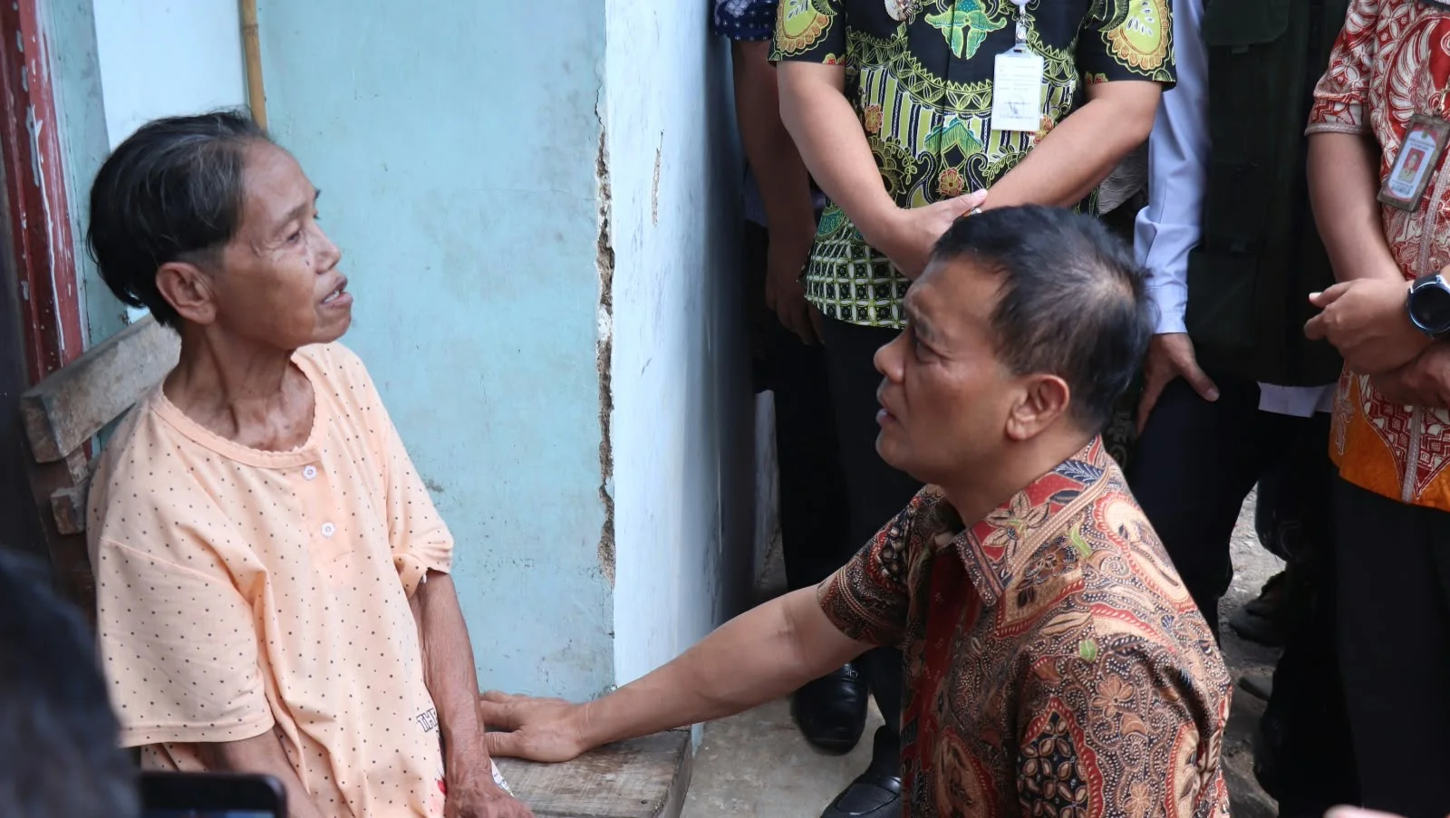 Pemkab Pekalongan Pastikan Hak Bansos Lansia Korban Penyalahgunaan KTP Dipulihkan