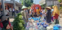 BPBD dan ORARI Lokal Kabupaten Tegal Kolaborasi Distribusikan 24.000 Liter Air Bersih