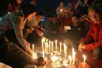 Jurnalis dan Forkopimda Kendal Nyalakan Lilin untuk Lima Wartawan yang Hilang
