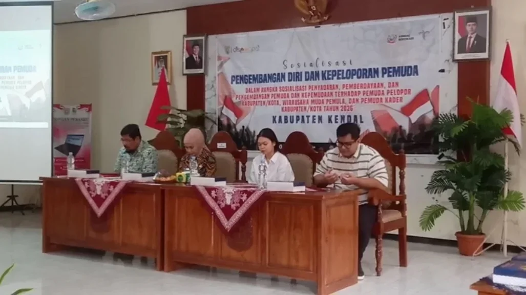 Sosialisasi Pengembangan Diri dan Kepeloporan Pemuda di Aula Kecamatan Pegandon. (edhot)