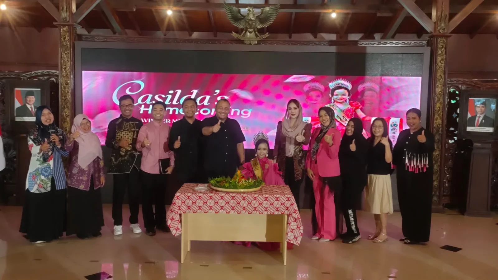 Casilda Zhifara Borong Lima Gelar di Ajang Modeling Internasional