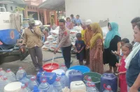 10.000 Liter Air Bersih Disalurkan Bagi Warga Bantarkawung Brebes