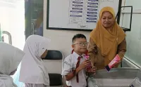 Asyik, Graha Pustaloka Batang Sediakan Hadiah Es Krim Gratis bagi Pengunjung Perpustakaan