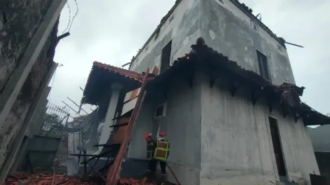 Kebakaran Rumah Walet di Sipayung Tegal, Diduga Dipicu Pembakaran Sampah
