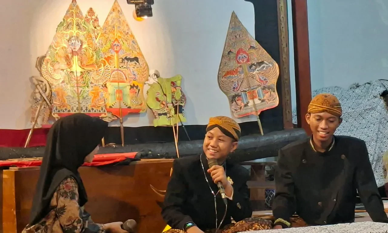 Ijo Sage Ajang Diskusi dan Berbagi Pengalaman para Seniman Pemalang