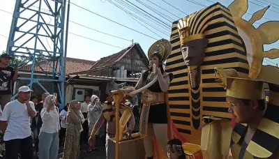 Cleopatra Muncul di Tengah Karnaval Budaya Bodri Culture Festival Magersari Kendal