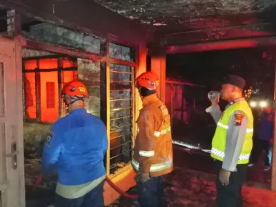 Rumah Warga Kambangan Lebaksiu Ludes Terbakar, Kerugian Capai Rp75 Juta