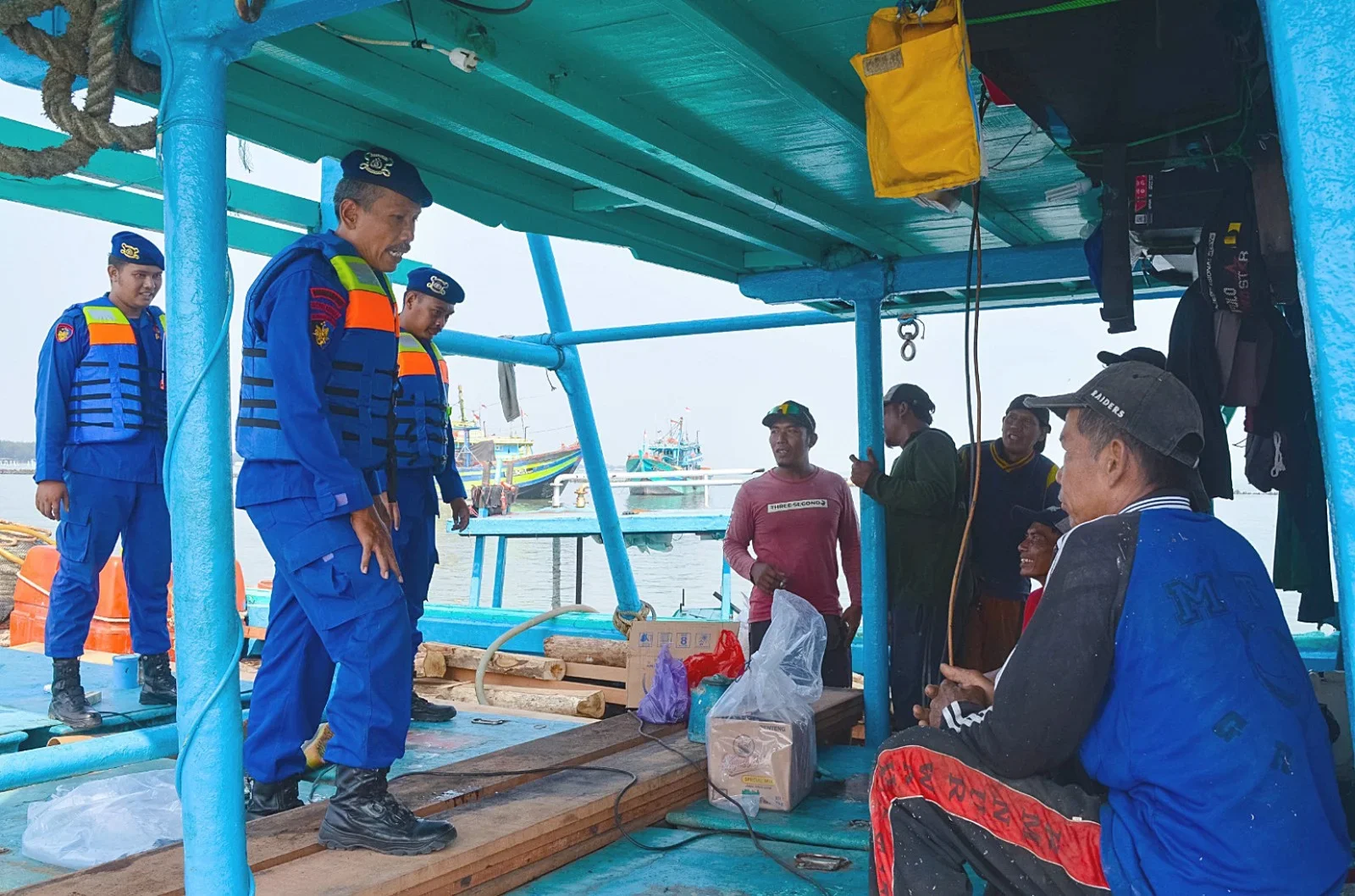 Sandar Kapal Di Kolam Pelabuhan Tegal Jadi Sorotan