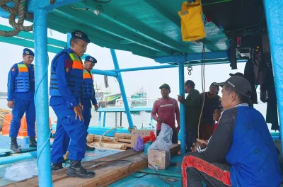 Sandar Kapal Di Kolam Pelabuhan Tegal Jadi Sorotan