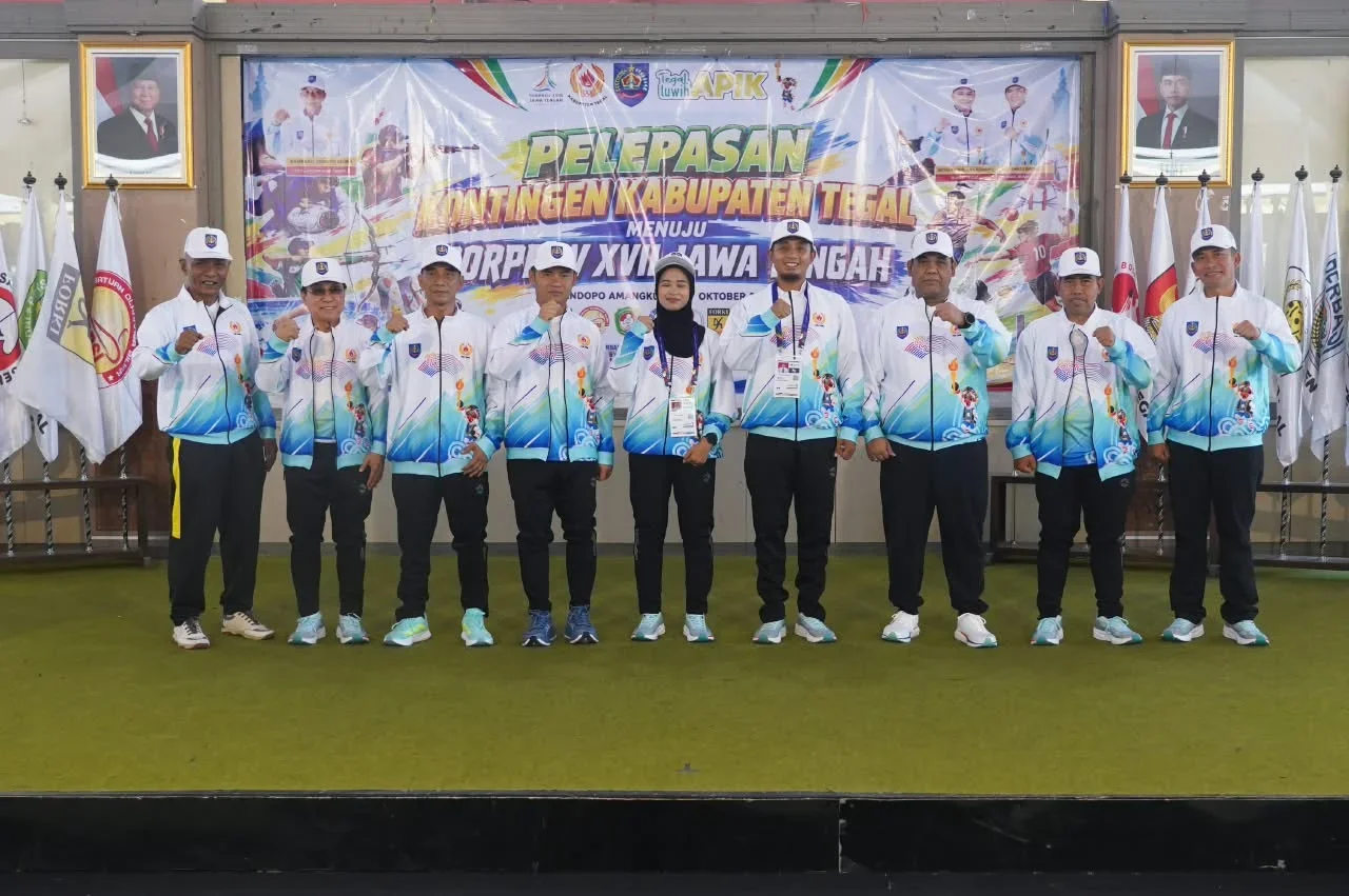 Bupati Tegal Lepas Kontingen Porprov Jateng XVII, Targetkan Masuk 20 Besar
