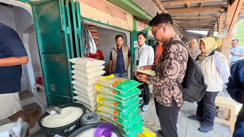 Stok Melimpah, Harga Beras di Kendal Belum Terkendali