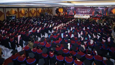 Wisuda 755 Lulusan, UHN Tegal Perkuat Koneksi Kampus dan Dunia Kerja