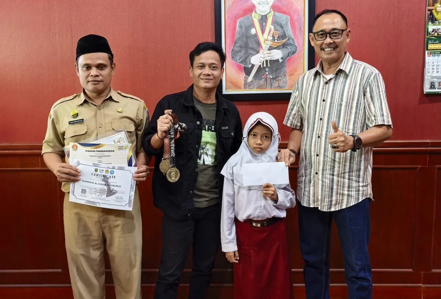 2 Kali Tanding Catur, Ketua Fraksi PDI Perjuangan Kalah dengan Anak 9 Tahun