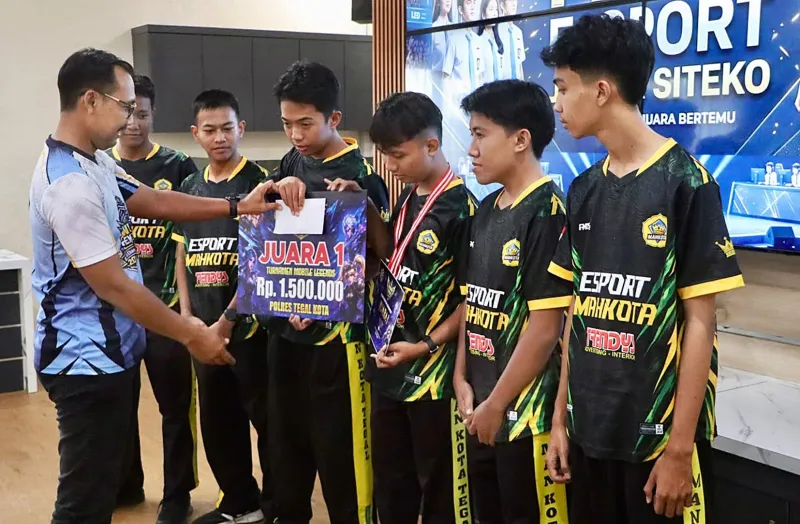 Tim MAN Kota Tegal Juara 1 E-Sport, Boyong Piala Kapolres Tegal Kota