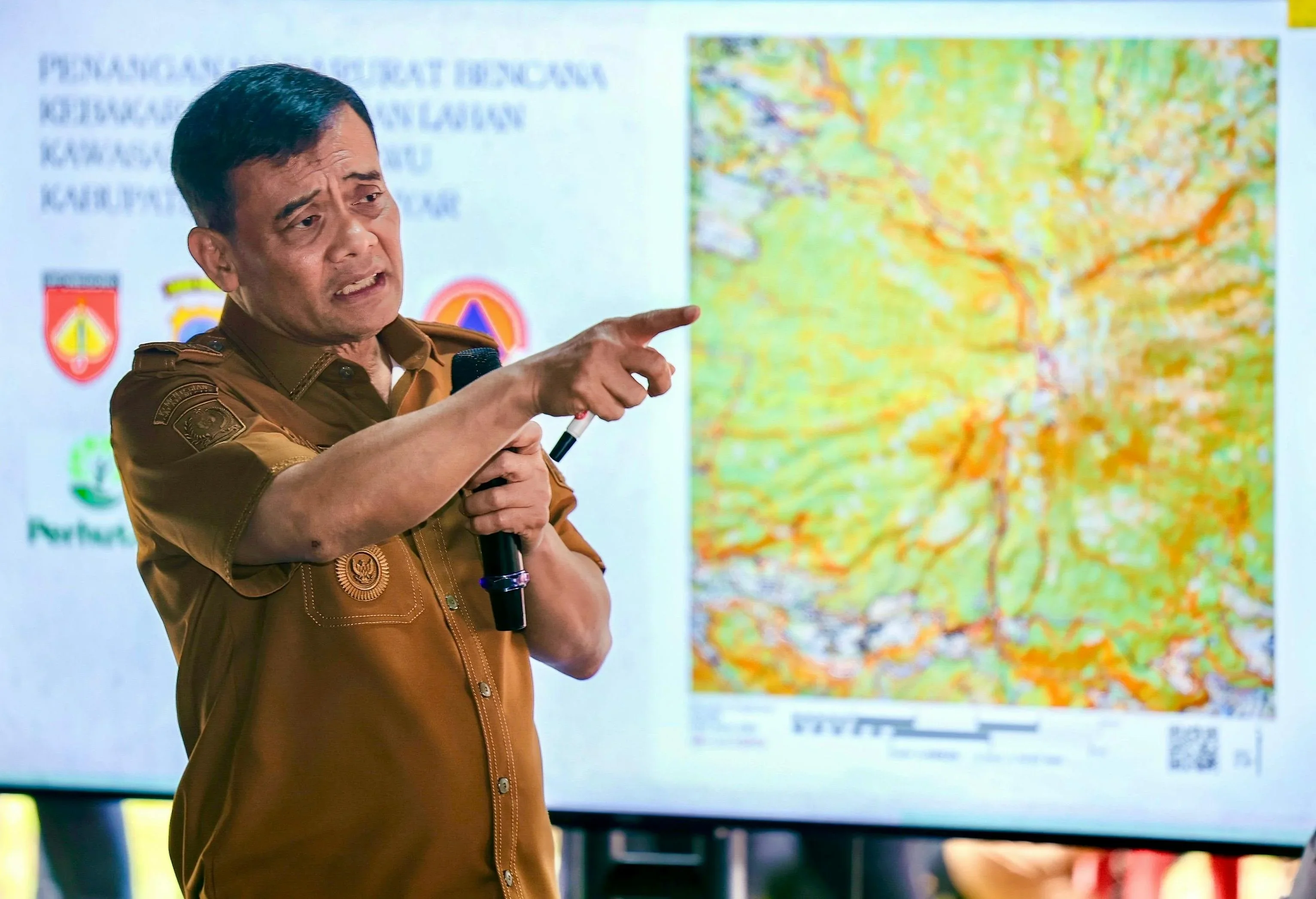 Tersisa Satu Titik Api di Gunung Lawu, Ahmad Luthfi Perintahkan Penyisiran